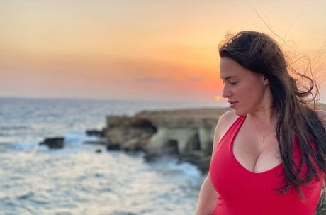 Valeriaval1 star erotic pictures