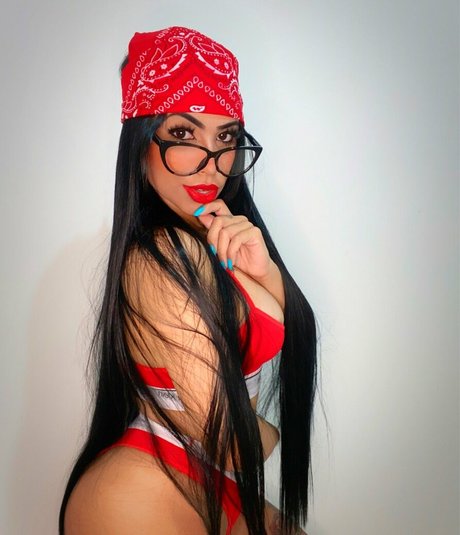 Thay Salles sex model archive