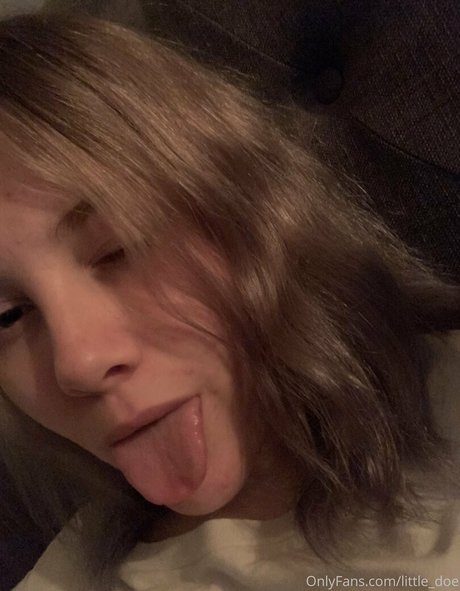 little doe top star pic