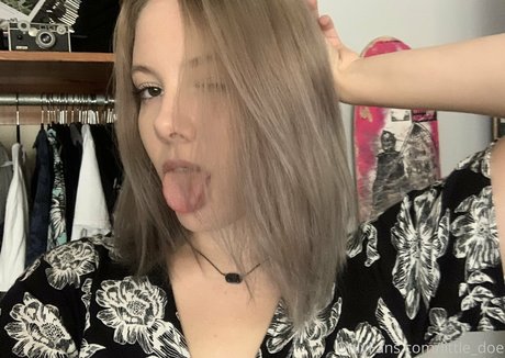 little doe perfect model images