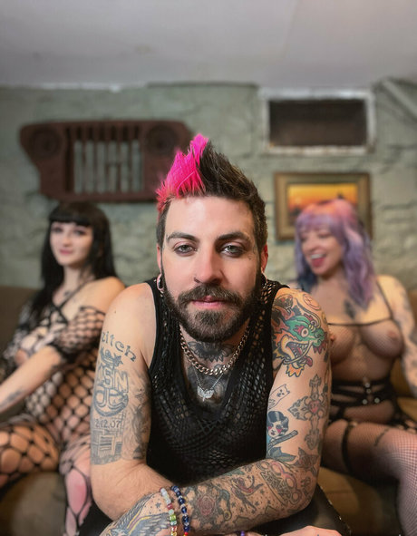 ivysaintmayvip nudes model photos