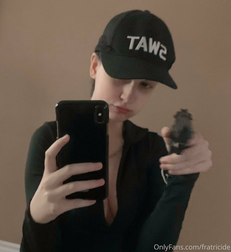 fratricide model free image