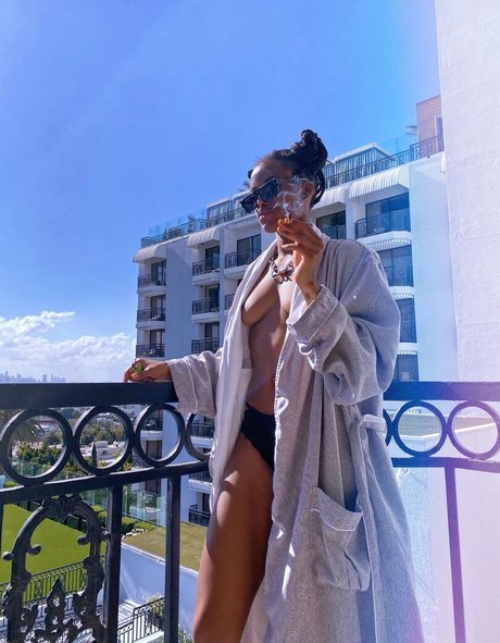 Madison Golden star pretty galleries