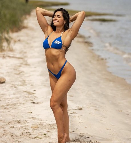 Annabel DaSilva star nice images