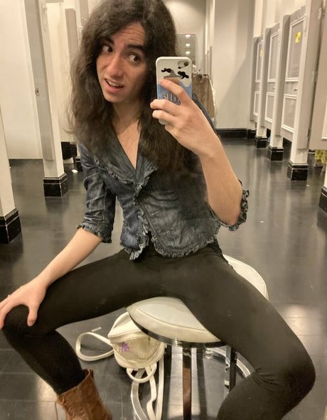 Orcastraw pretty actress pics