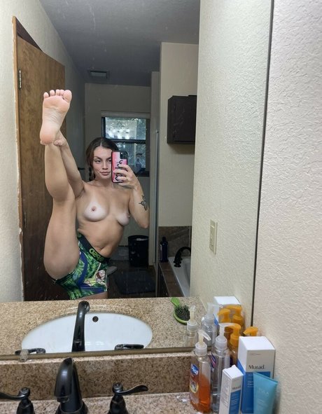 Queen Softness pornstar pic