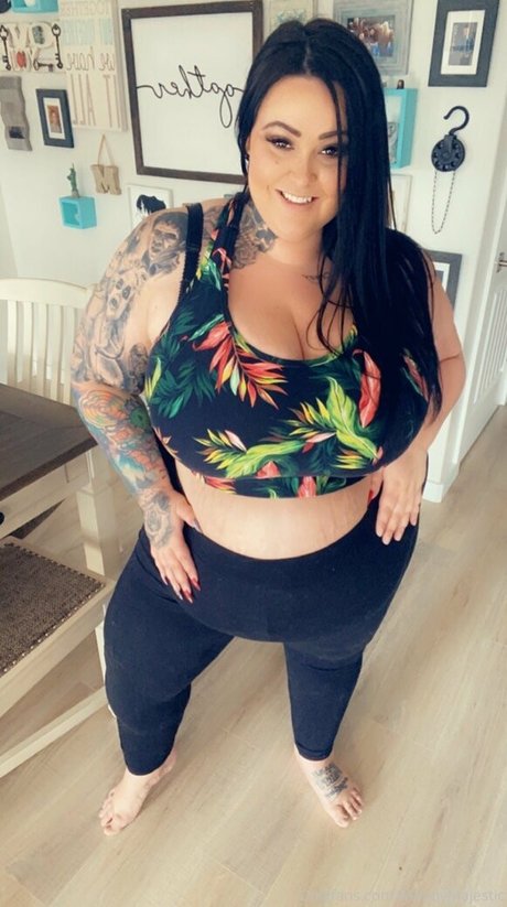 mandymajestic hot actress gallery