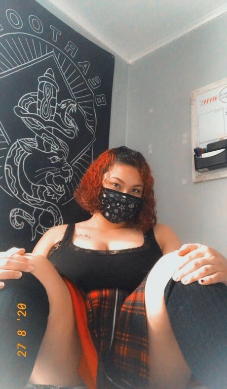 yourlocalewhore model beautiful pic