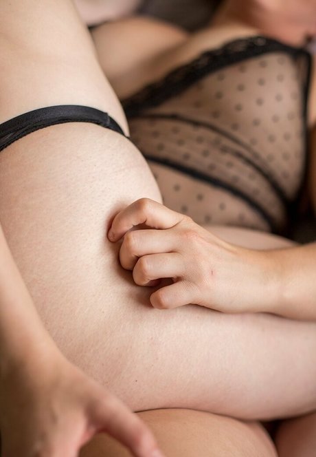 miliandrose top star pic