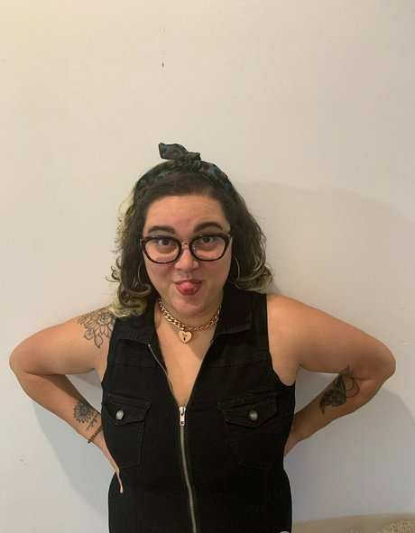 serenitaboo naked actress img