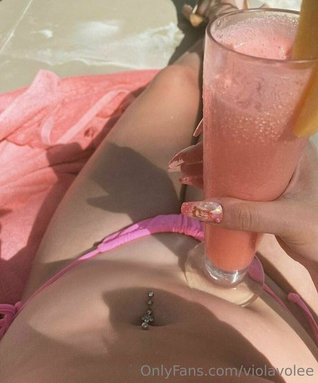 violavolee actress galleries