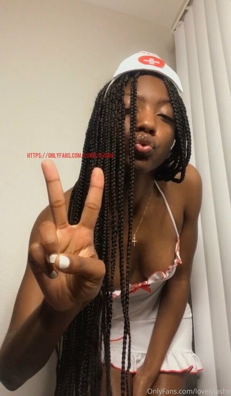 lovelylashe pornstar high quality gallery