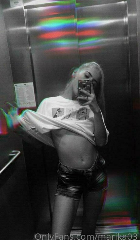 marika03 nude star picture