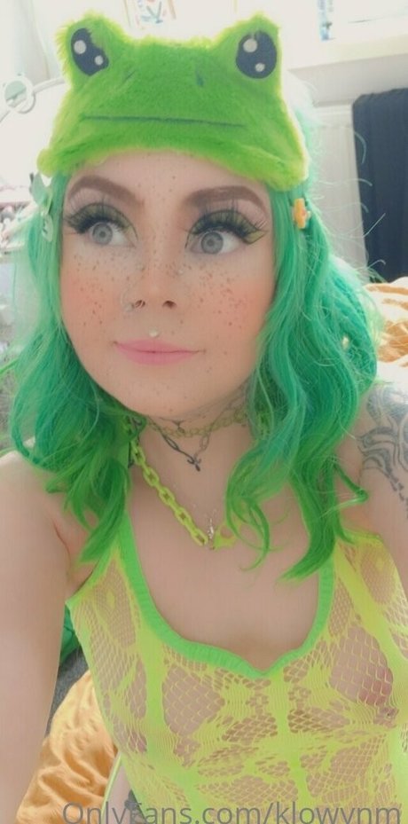 klowynm erotic actress gallery