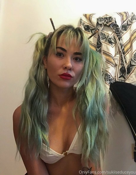 sukiiseduceyou model hd photos