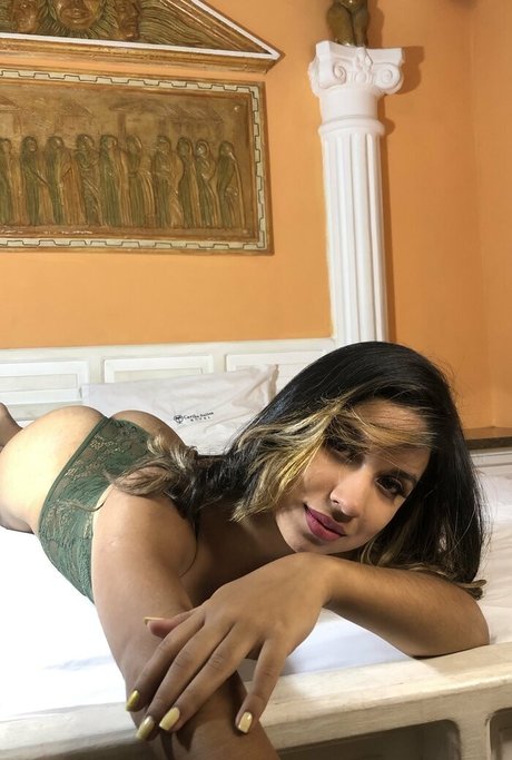 juliarocavip model top pictures