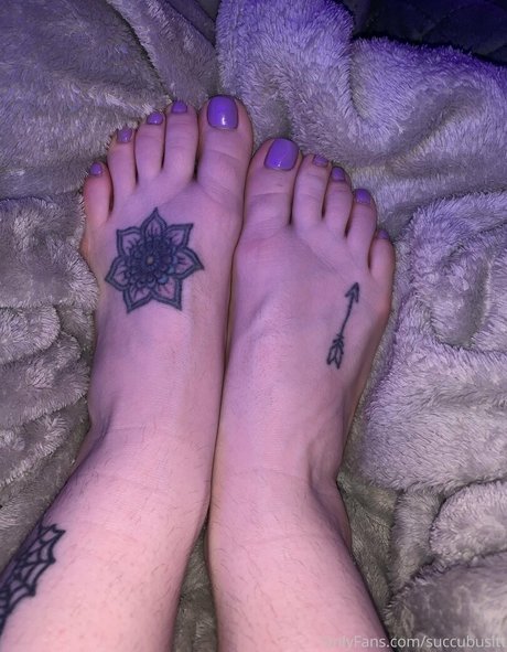 succubusitt perfect model photos