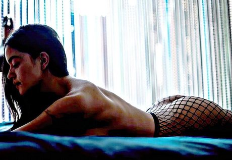 Paulina Gaitan pornstar top img