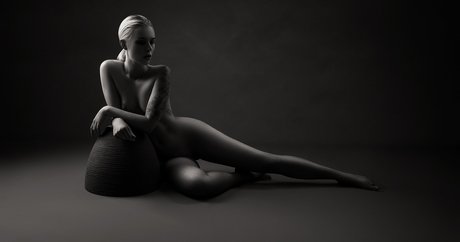 Kat Sonny star erotic pic