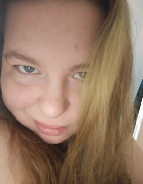 rnbwdsh pornstar nude image