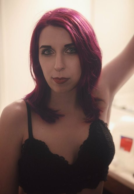 tearexqueen naked pornstar photos