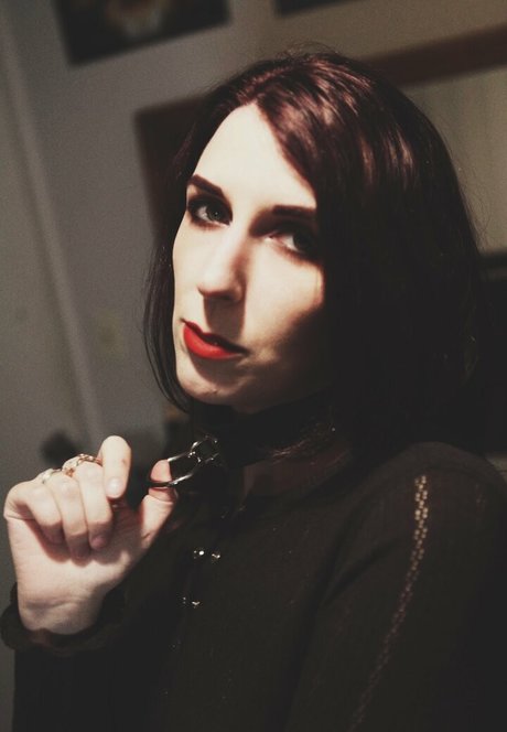 tearexqueen hot star gallery