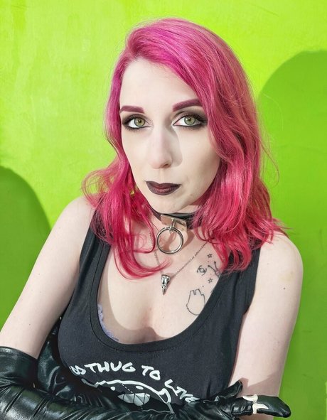 tearexqueen top model image