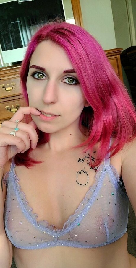 tearexqueen naked model pics