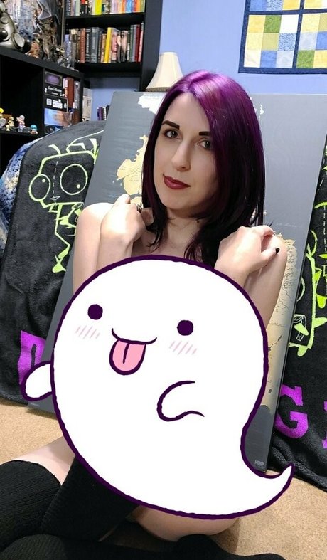 tearexqueen art actress pics