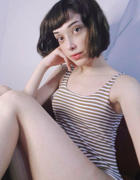 oyku pembe beautiful star galleries