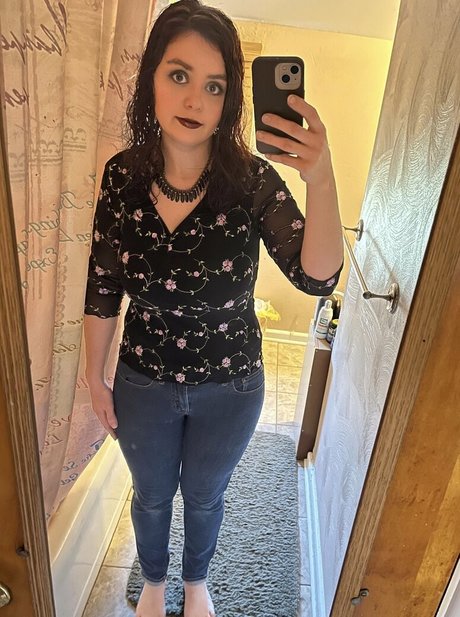 shannabanana123 naked star images