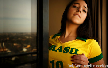 lismodelxxx model porn picture