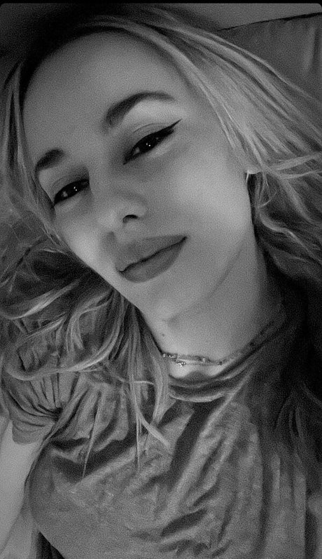 Elena Lagou pornstar xxx archive