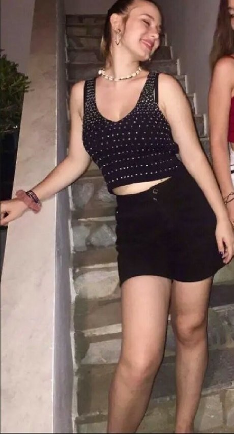 Elena Lagou nude actress pictures