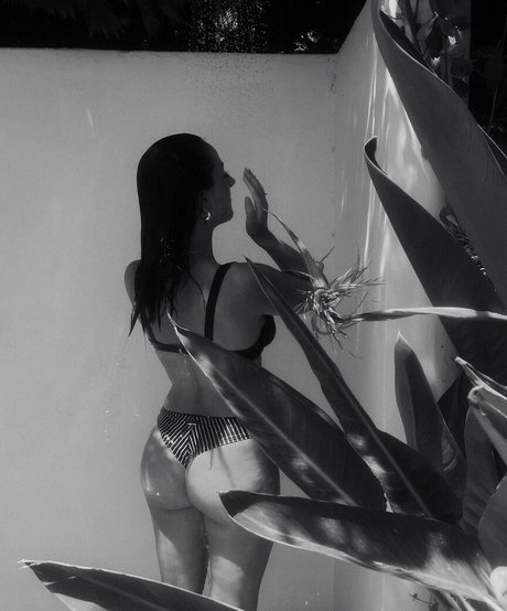 Era Bana high quality pornstar photos