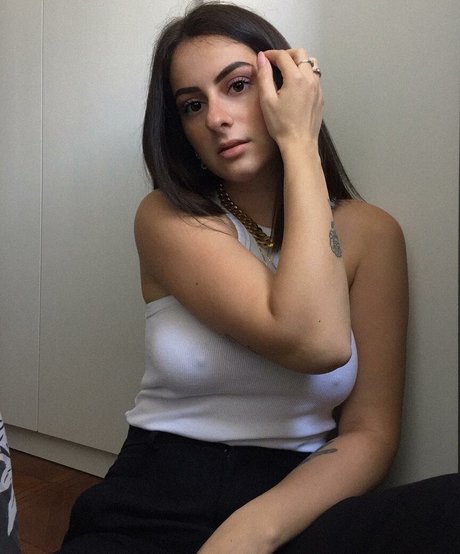 Era Bana star naked photos