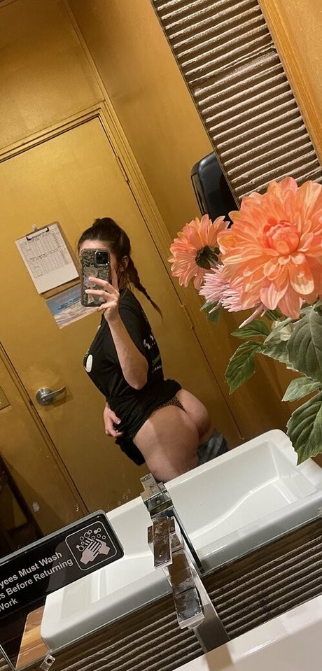 trippylunax xxx model pic