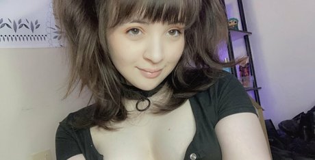 myaxsvip star nude photo