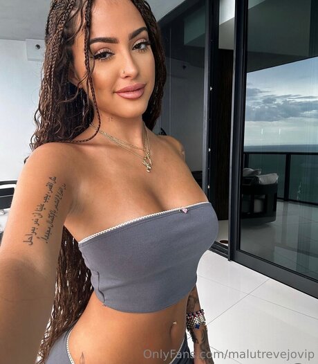 malutrevejovip nude star img