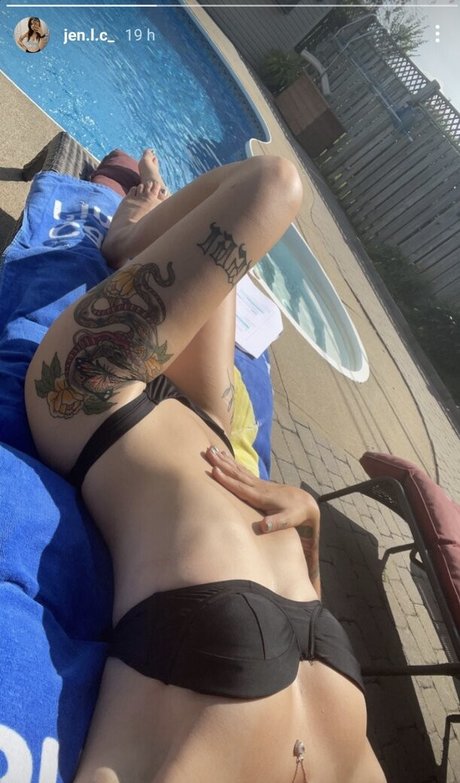 Jenncion hot actress gallery