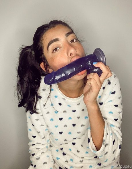 Pupauu nudes model photo