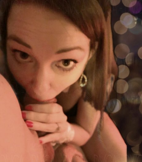 sexycamgirllive star sexy picture