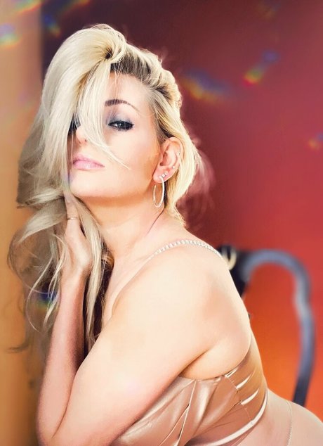 ashelizxd star high quality images