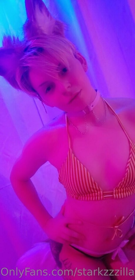 starkzzzilla model sex photo