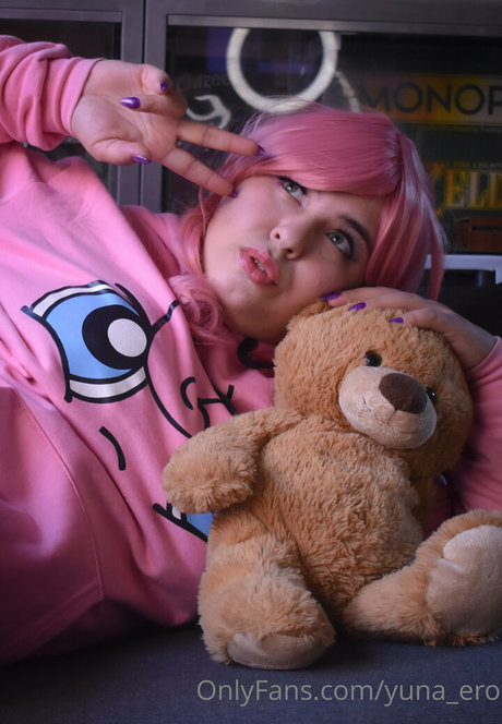 yuna ero model exclusive photo