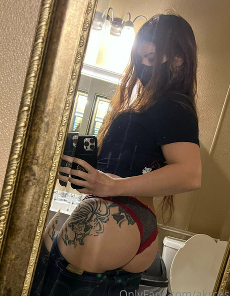 AKrCos erotic actress archive