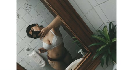 usaguisamy adult star gallery