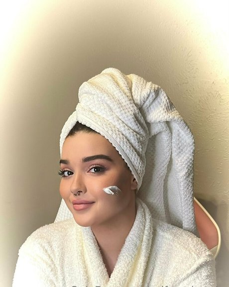 selfcarebrooke pornstar hd photos