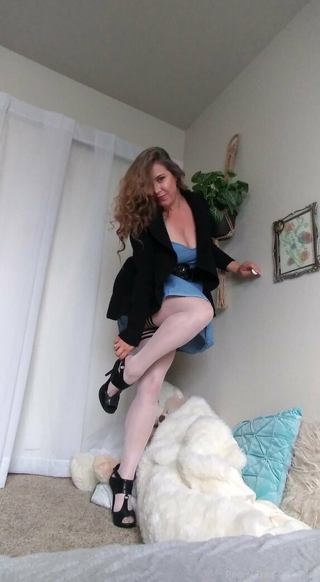 pennytrait star art img