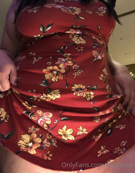 tajataylor top model img